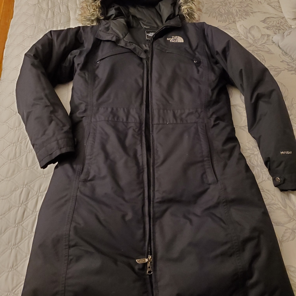 *SOLD* The North Face Arctic parka ladies medium